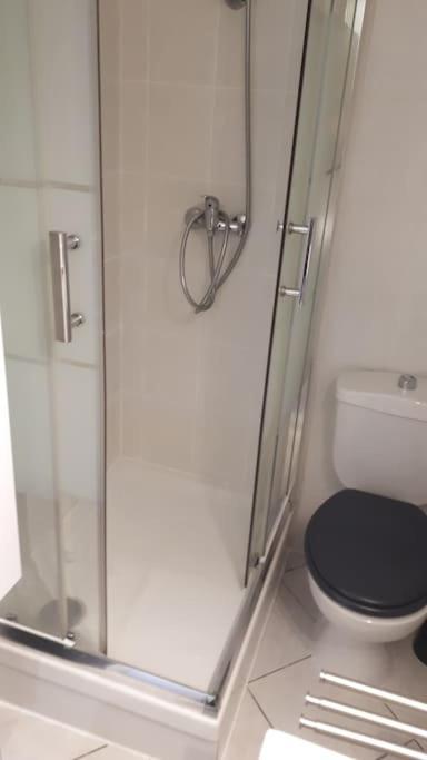 Studio Le 17 Pres De Paris Apartment Montlhery Exterior photo